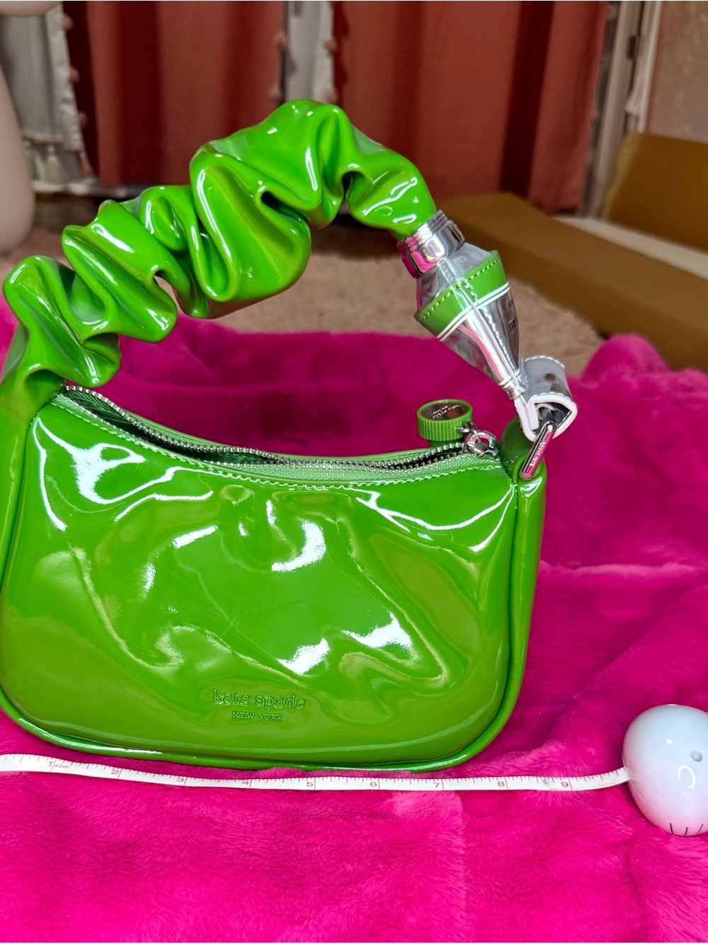 *NWOT* kate spade New York Patent Leather Green Paint Squeeze Handle Mini Bag